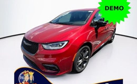 2027 Chrysler Pacifica LX