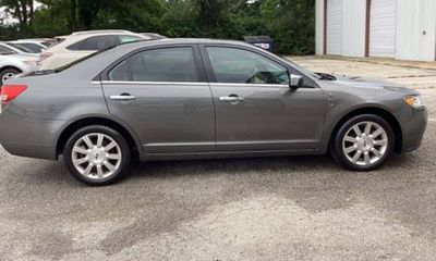 2012 Lincoln MKZ