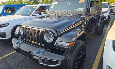 2023 Jeep Wrangler Sahara 4XE
