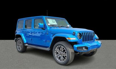 2023 Jeep Wrangler Sahara 4XE