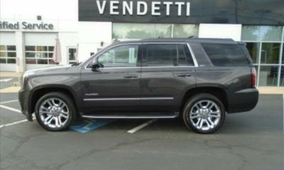 2017 GMC Yukon SLT