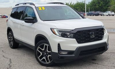 2023 Honda Passport Elite