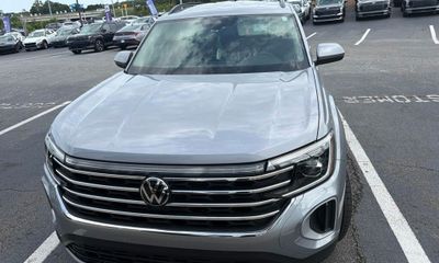 2024 Volkswagen Atlas SE W Technology