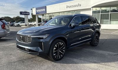 2026 Volvo XC90 Ultra Bright