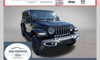 2023 Jeep Wrangler Sahara 4XE