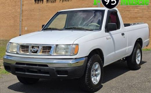 1999 Nissan Frontier XE