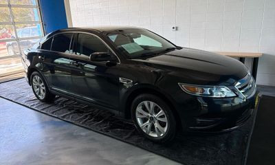 2011 Ford Taurus SEL