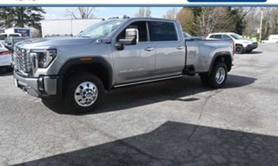 2026 GMC Sierra HD AT4