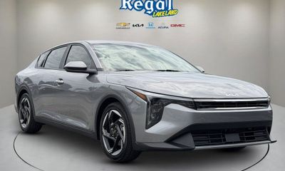 2025 Kia K4 EX