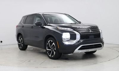 2023 Mitsubishi Outlander