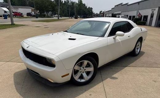 2009 Dodge Challenger Base