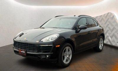 2015 Porsche Macan S