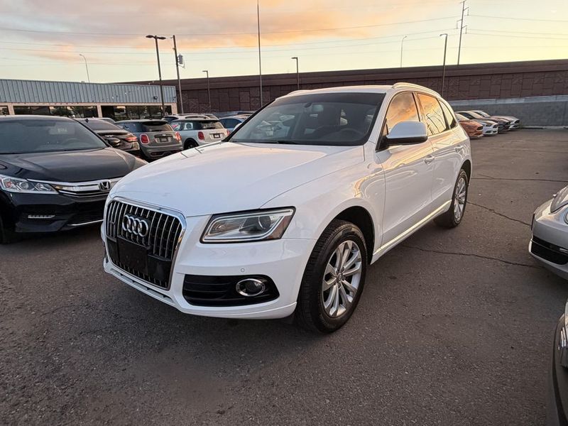 2015 Audi Q5 — a typically priced live listing