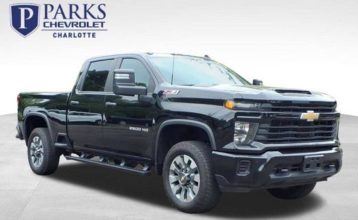 2025 Chevrolet Silverado HD Custom