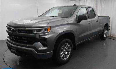 2023 Chevrolet Silverado RST