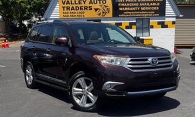 2013 Toyota Highlander Base Hybrid