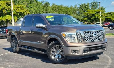 2019 Nissan Titan SV
