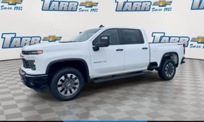 2024 Chevrolet Silverado HD Custom