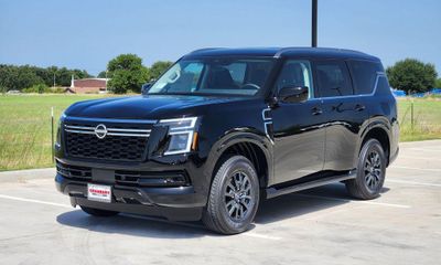 2026 Nissan Armada SV
