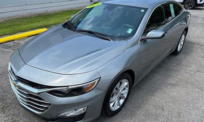 2025 Chevrolet Malibu LT