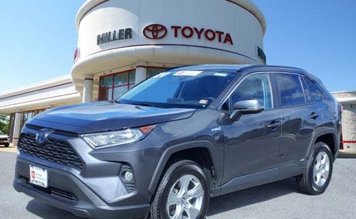 2020 Toyota RAV4 XLE