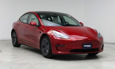 2022 Tesla Model 3 Long Range