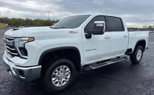2025 Chevrolet Silverado HD LTZ