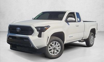 2026 Toyota Tacoma SR5 Xtracab