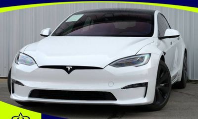 2022 Tesla Model S