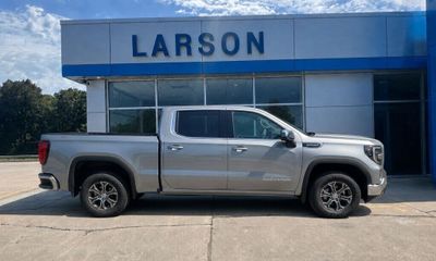 2026 GMC Sierra SLE