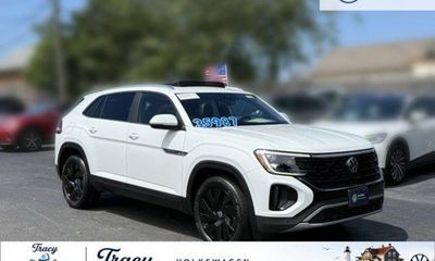 2024 Volkswagen Atlas Cross Sport 4Motion SE W