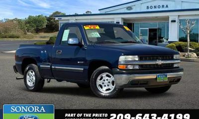 2001 Chevrolet S-10 Pickup