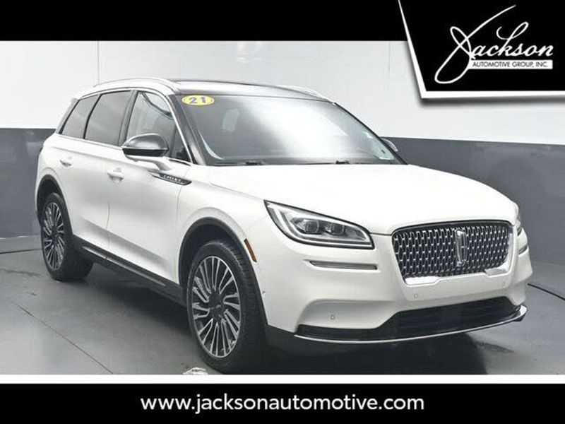 2021 Lincoln Corsair — a typically priced live listing