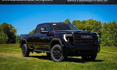 2026 GMC Sierra HD AT4