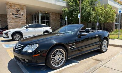2005 Mercedes-Benz SL-Class SL55 AMG