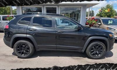 2022 Jeep Cherokee Sport