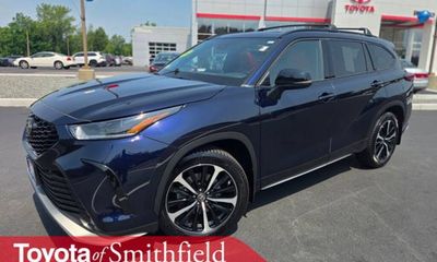 2022 Toyota Highlander XSE