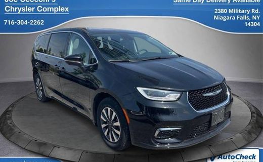 2023 Chrysler Pacifica Touring L