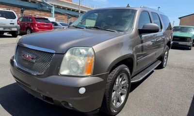 2011 GMC Yukon XL Denali