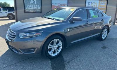 2017 Ford Taurus SEL