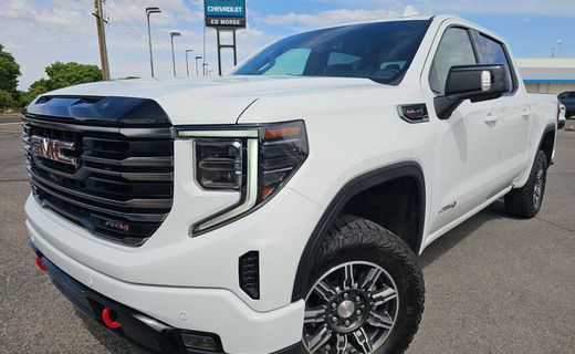 2025 GMC Sierra AT4