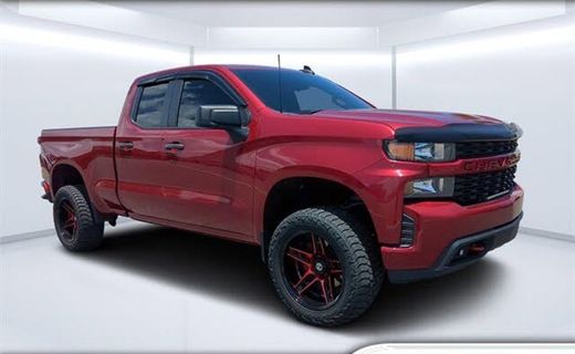 2020 Chevrolet Silverado Custom