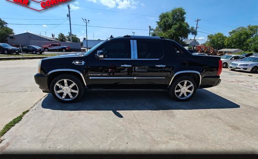 2011 Cadillac Escalade Premium