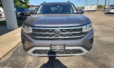 2023 Volkswagen Atlas SE