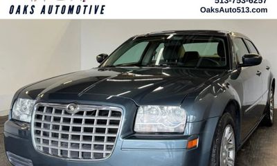 2005 Chrysler 300 Base