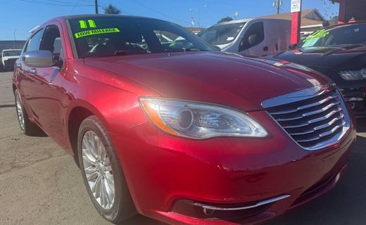 2011 Chrysler 200
