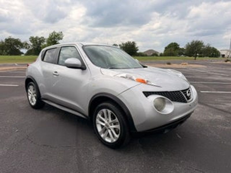 2013 Nissan Juke — a typically priced live listing