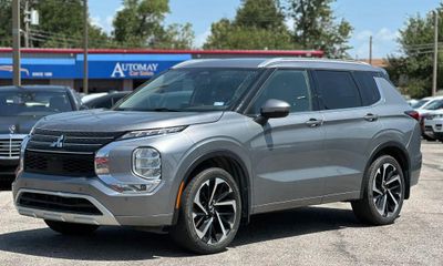 2022 Mitsubishi Outlander SEL