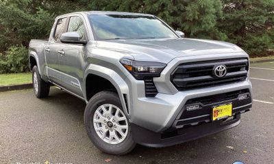 2026 Toyota Tacoma SR5