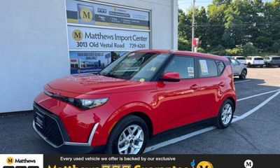 2023 Kia Soul LX S